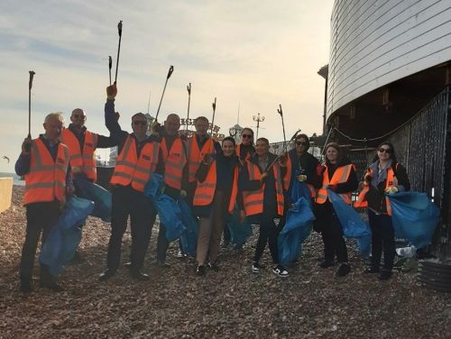 SHW Brighton and Worthing Offices help clean up Brighton Beach in last CSR day of 2023.