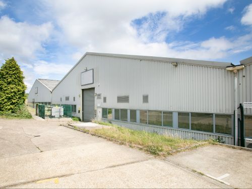 SHW secures Redhills largest industrial letting this year.