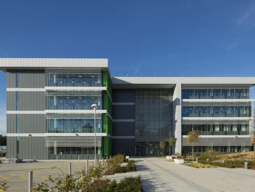 SHW - Global dental brand makes Crawley’s NEXUS its new UK HQ