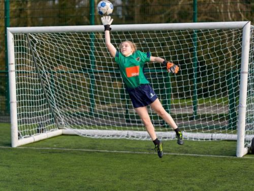 SHW Supports Frogmore Community College Sports Teams with New PE Kit